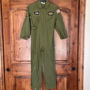 “Top Gun” flight suit costume, kids size L.